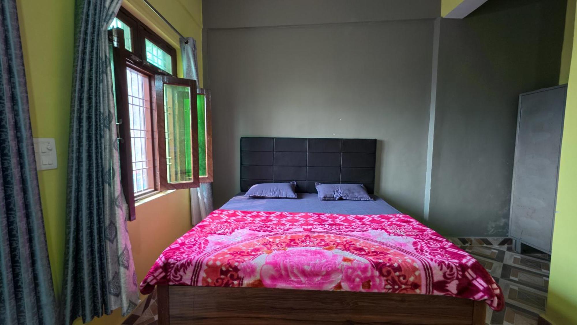 Mahi Restaurant & Guest House Алмора Екстериор снимка