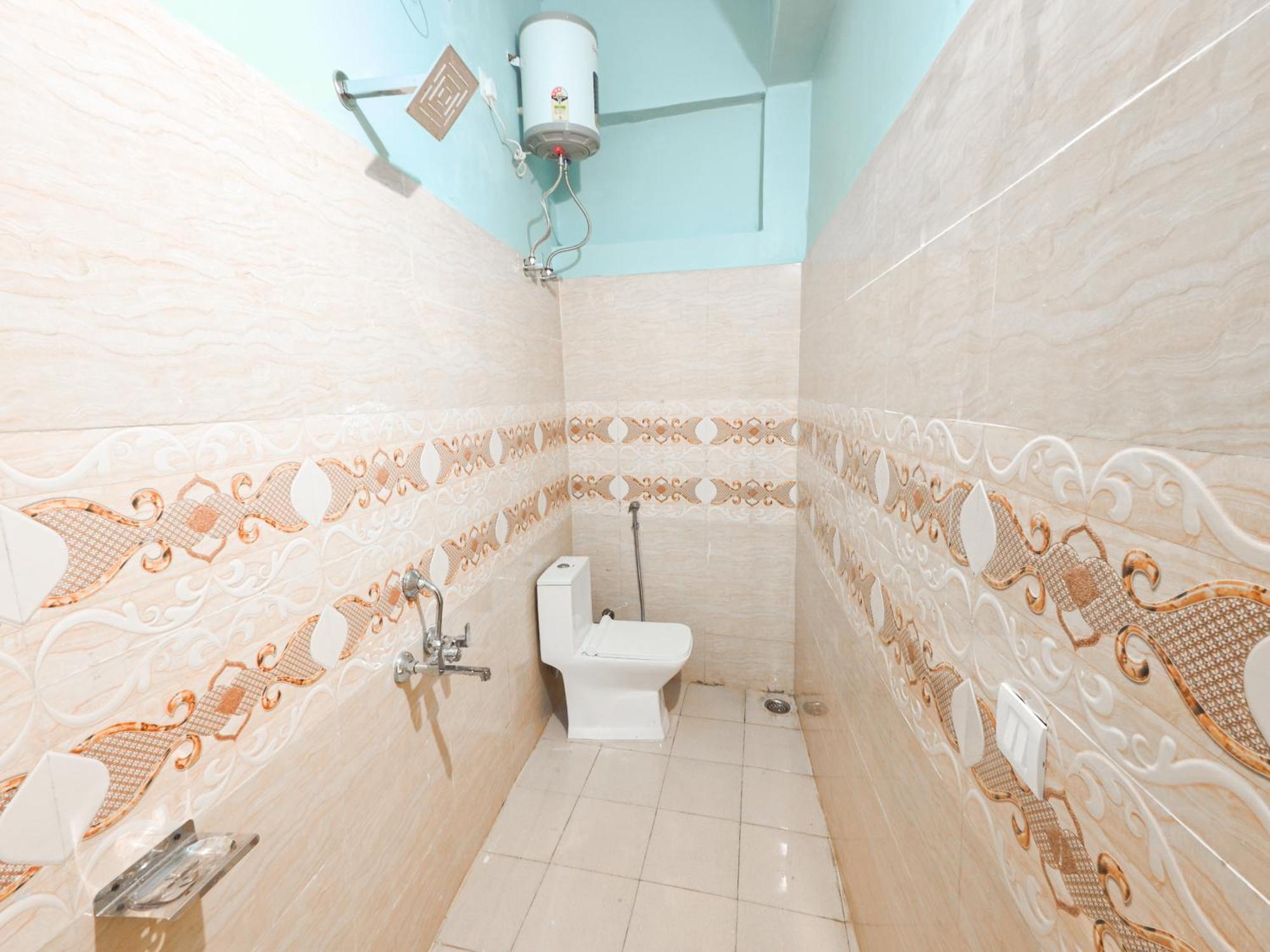 Mahi Restaurant & Guest House Алмора Екстериор снимка